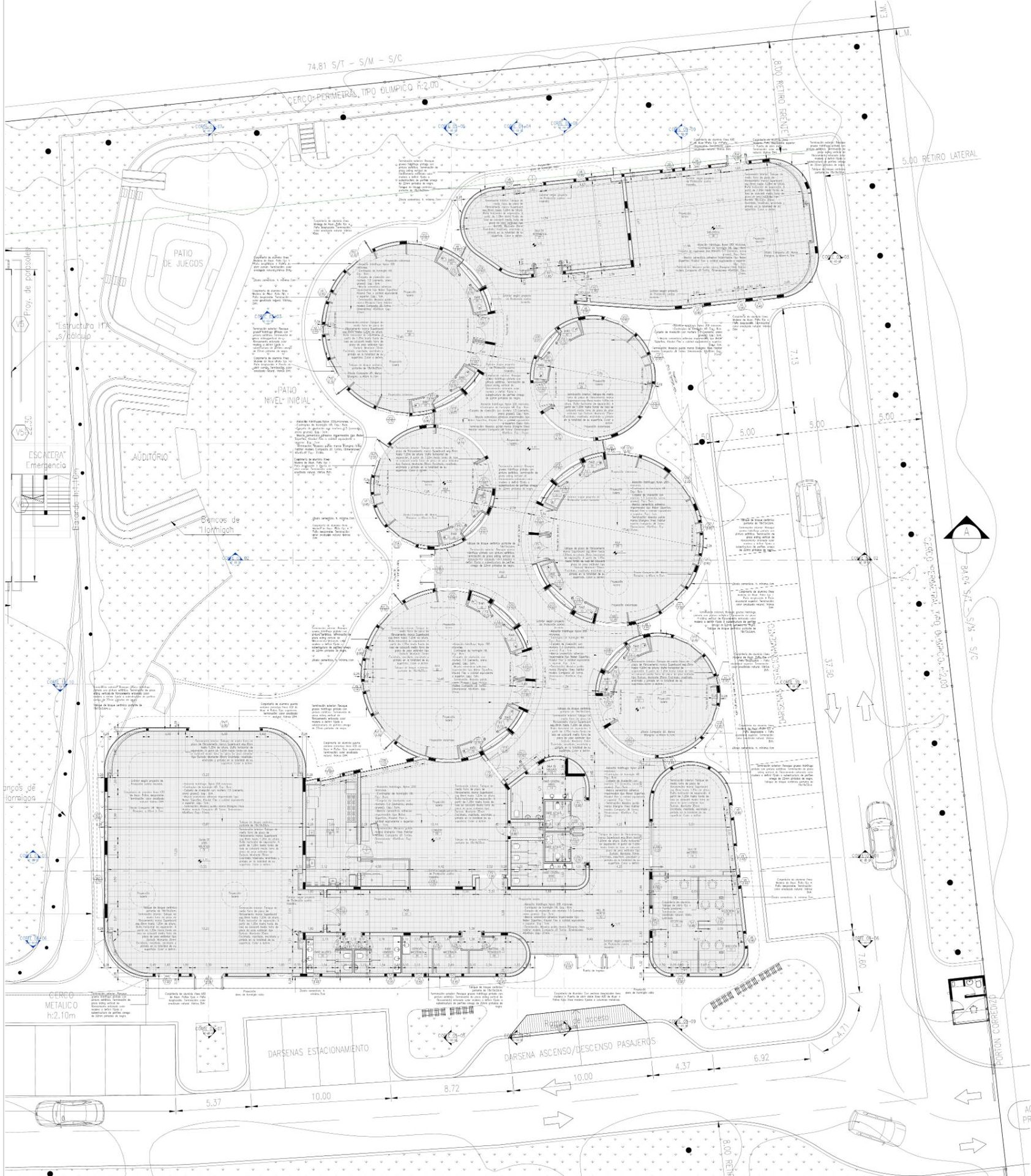Planta general documentada en BIM — Colegio Ada Byron